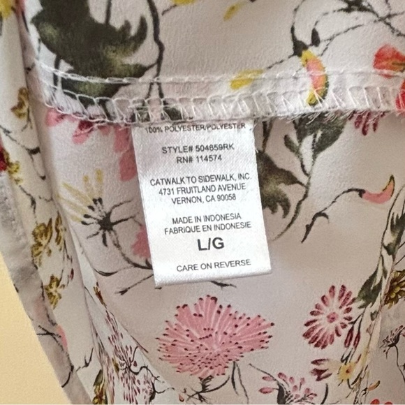 Pleione| Nordstrom| Cap Sleeve Floral Wildflower Blouse Sz L - Picture 3 of 4
